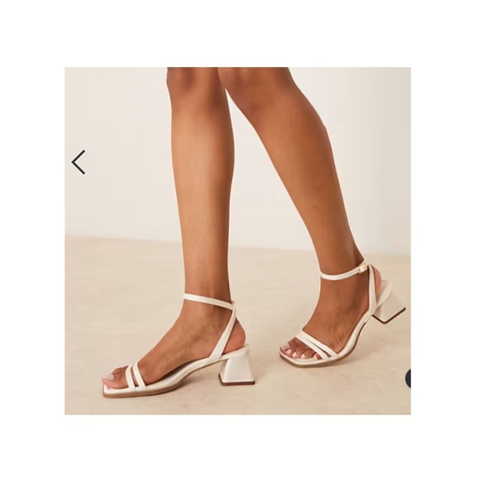 ASOS DESIGN Honeydew Mid Block Heel Sandals in Ivory Women's Size 10 NEW‎